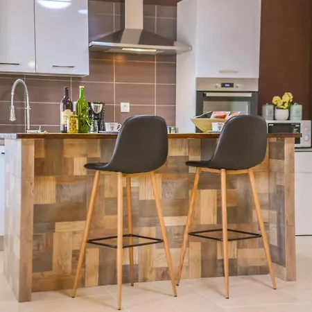 Martin - Countryside Retreat With Pool & Pavilion * Kringa