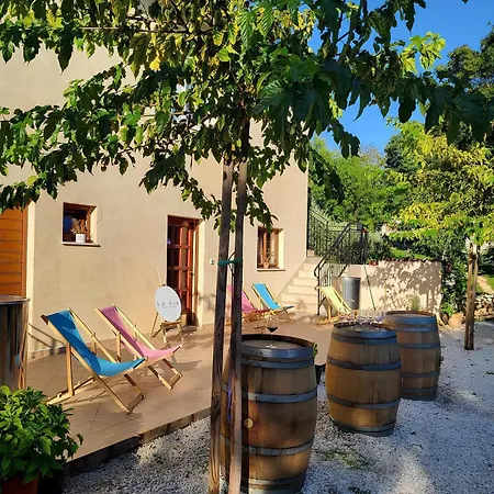 Villa Martin - Fenced Yard, Stone Bbq & Pavilion - Village Centre Villa