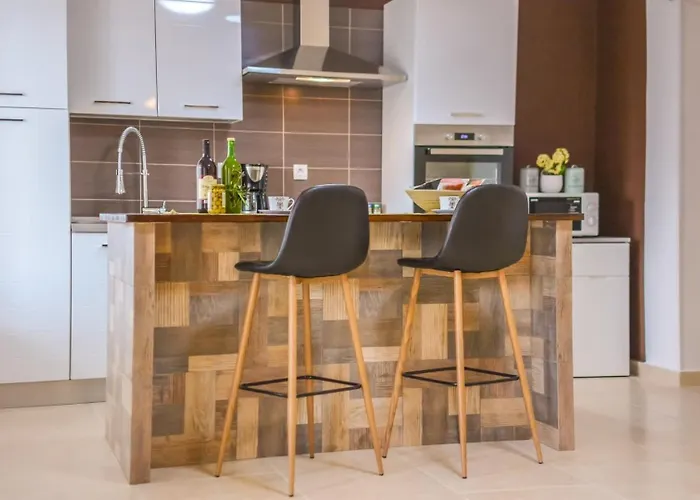 Martin - Countryside Retreat With Pool & Pavilion * Kringa